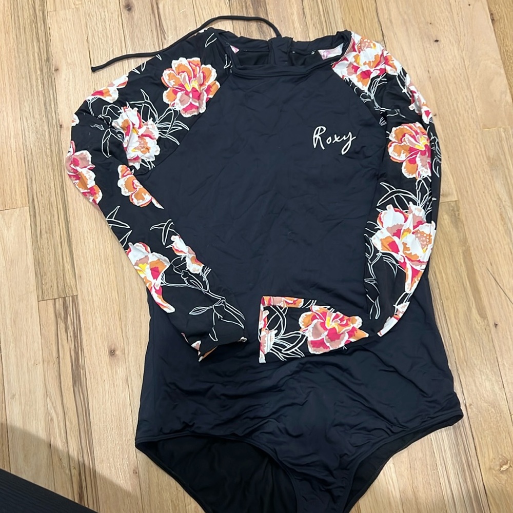 Roxy Women's | Long Sleeve Onesie Rashguard Swimsuit